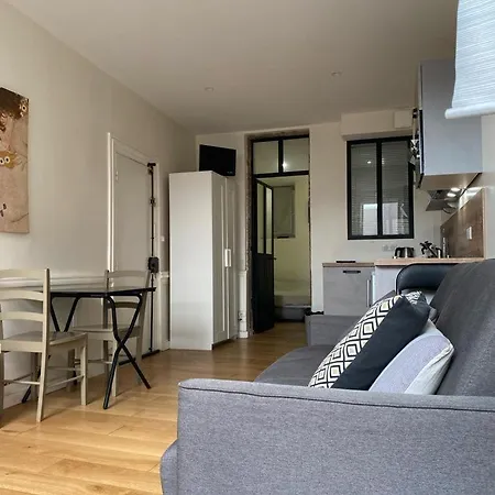 Standing Historic Apartamento