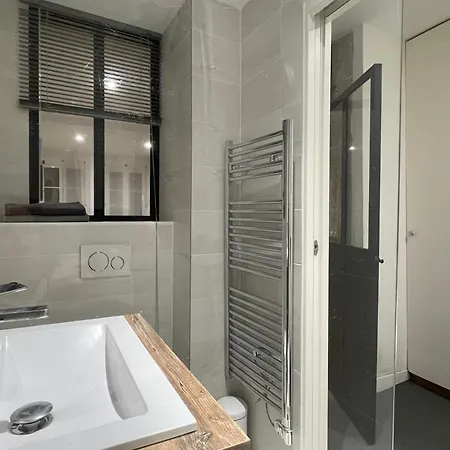 Standing Historic Apartamento