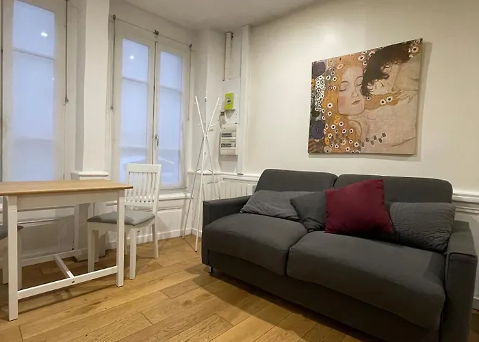 Standing Historic Apartamento