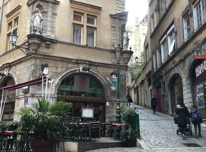 Standing Historic Lyon